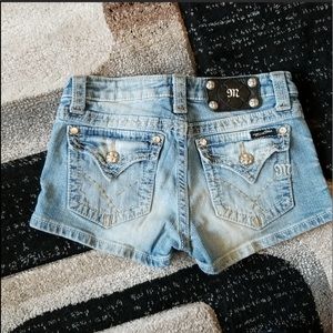 Miss me shorts size 25